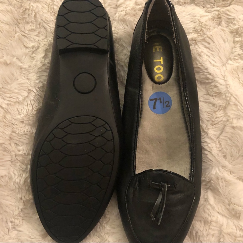 Ladies black ME TOO loafer
